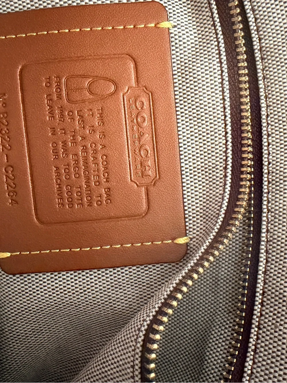 Coach Ergo Shoulder Bag 33 - Picture 4 of 6